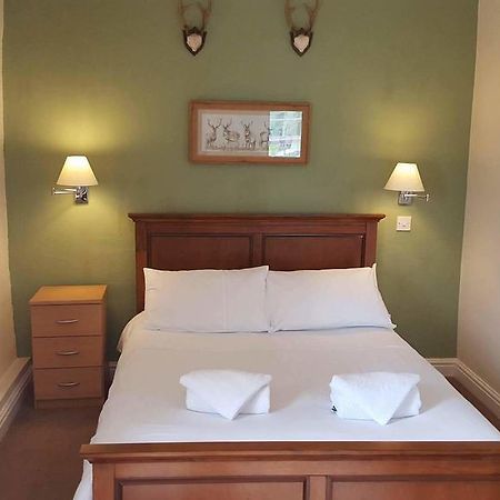 Whaley Bridge The Shady Oak B&B מראה חיצוני תמונה